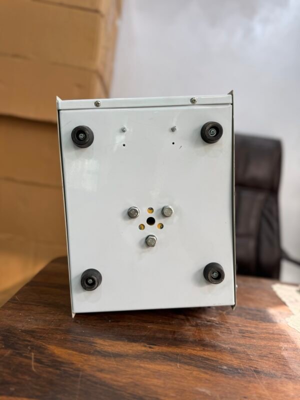 Servo Motor Stabilizer (AVR) 3kva - Image 4